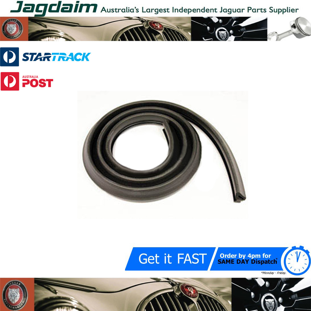 57-459.jpg New Jaguar E-Type FHC 2+2 Models Quarter Light Seal Rear BD20500/4 - Image 1
